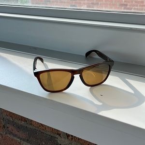 Oakley frog skin sunglasses